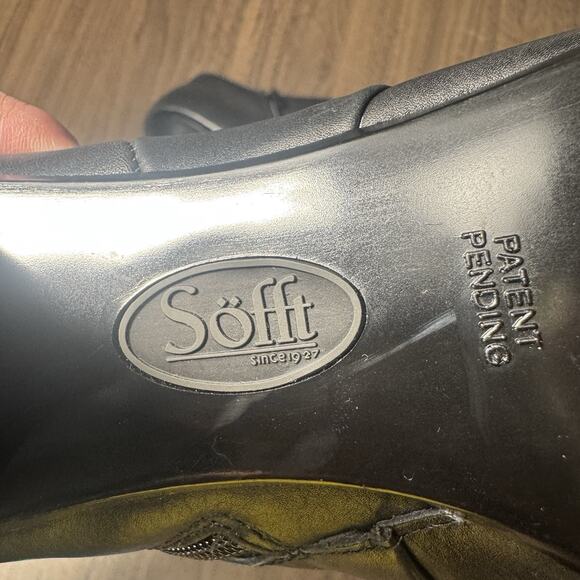 Sofft Women’s Chelsea style black ankle boot, 4 inch heel - Picture 6 of 8